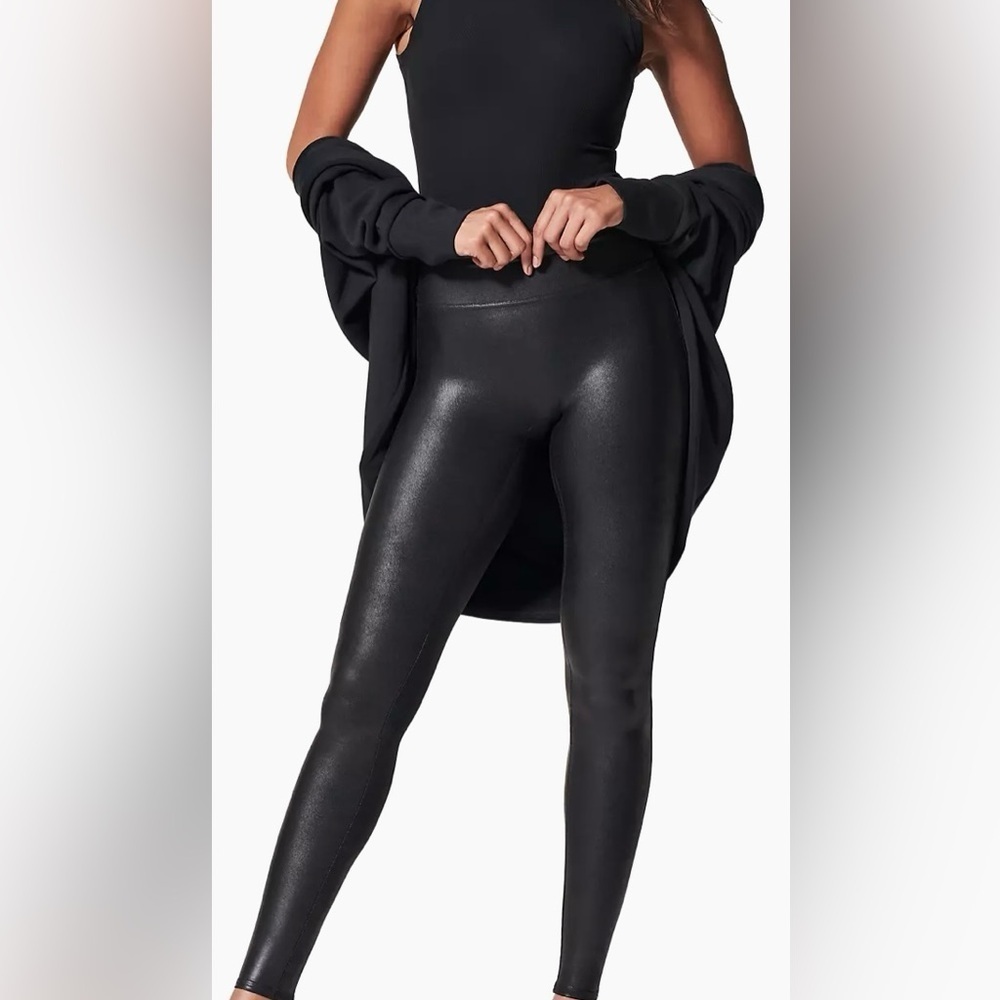 SPANX Faux Leather Leggings in Black size small.Great condition!